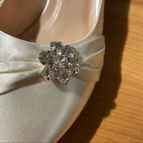 🚫DONATED🚫 - Picture 9 of 10